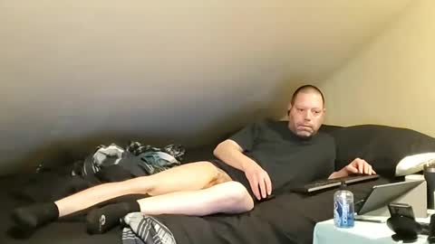 Snapshot of mrxhere chatting on 02.17.25 mrxhere online show from 02.17.25