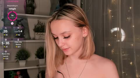 Snapshot of ms_elizabethqueen chatting on 01.31.25 Elizabeth online show from 01.31.25