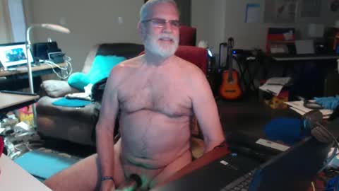 Snapshot of mt2much chatting on 02.19.25 mt2much online show from 02.19.25