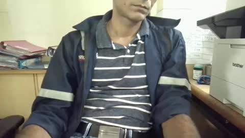 Snapshot of mumbaimonster8inch chatting on 12.02.24 rajesh engineer online show from 12.02.24