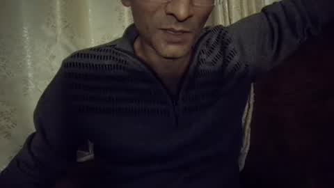 Snapshot of mumbaimonster8inch chatting on 12.26.24 rajesh engineer online show from 12.26.24