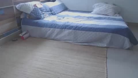 Snapshot of munchi_ chatting on 09.11.25 online show from 09.11.25