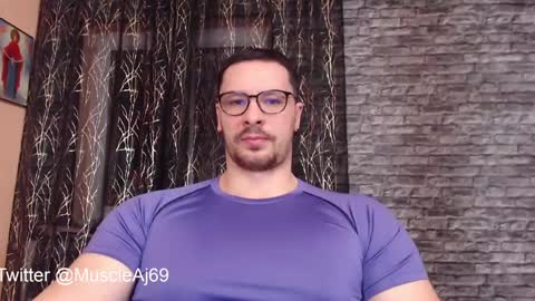 Snapshot of muscleaj69 chatting on 02.01.25 AJ online show from 02.01.25