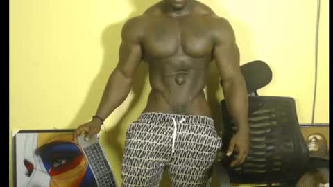 musclegod23 online show from 02.13.25