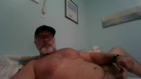 Snapshot of musclemeat41 chatting on 01.03.25 musclemeat41 online show from 01.03.25