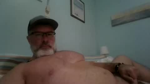 Snapshot of musclemeat41 chatting on 02.20.25 musclemeat41 online show from 02.20.25
