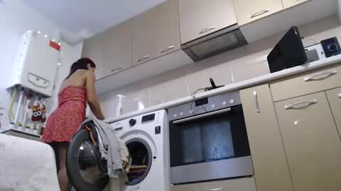 Snapshot of musclesqueen chatting on 01.17.25 MusclesQueen online show from 01.17.25