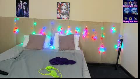 Snapshot of musclexxxbarbie chatting on 02.11.25 Eva online show from 02.11.25