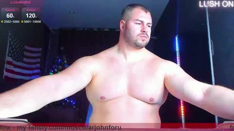Snapshot of muscularjohnforu chatting on 01.30.25 click icon for peach  online show from 01.30.25