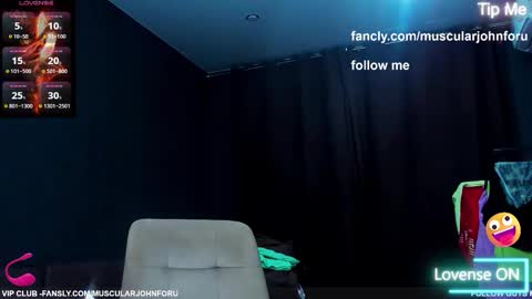 Snapshot of muscularjohnforu chatting on 11.03.25 click icon for peach  online show from 11.03.25