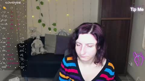 Snapshot of muse_kitty_jenia chatting on 01.16.25 Jenya online show from 01.16.25