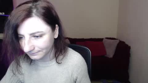 Snapshot of muse_kitty_jenia chatting on 02.19.25 Jenya online show from 02.19.25