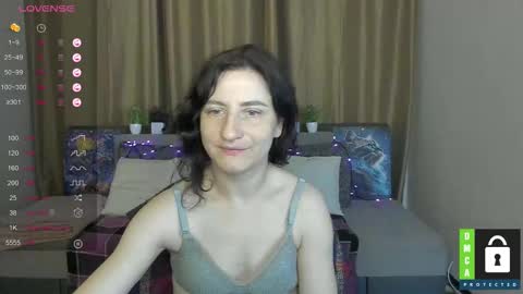 Snapshot of muse_kitty_jenia chatting on 09.30.25 Jenya online show from 09.30.25