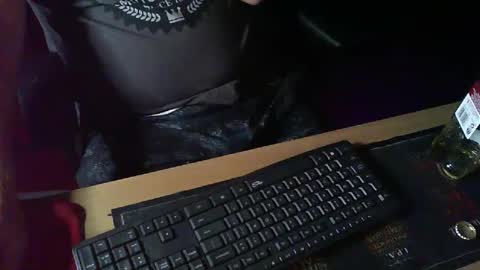 Snapshot of muso44 chatting on 02.21.25 Muso online show from 02.21.25