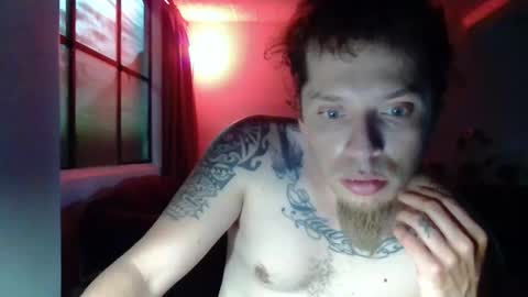 Snapshot of mxdnxss chatting on 12.05.24 Maty online show from 12.05.24