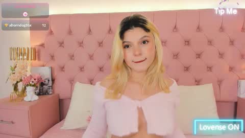 Snapshot of my_bella chatting on 11.07.25 Will I be your Bella online show from 11.07.25