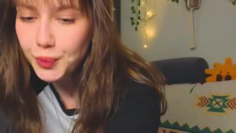 Snapshot of my_parisss chatting on 12.15.24 PARIS online show from 12.15.24