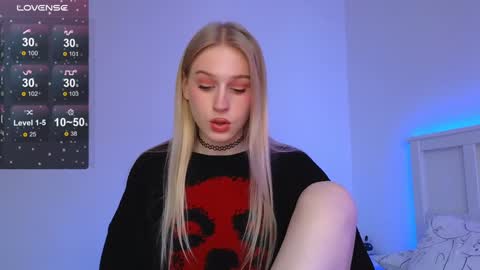 Snapshot of my_tenderness chatting on 01.16.25 Dana online show from 01.16.25