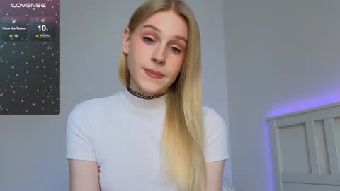 Snapshot of my_tenderness chatting on 02.03.25 Dana online show from 02.03.25