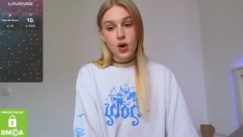 Snapshot of my_tenderness chatting on 03.01.25 Dana online show from 03.01.25