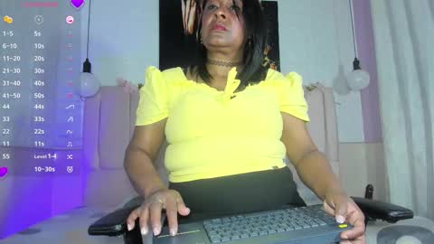 Snapshot of mya_blaze chatting on 09.24.25 mya_blaze online show from 09.24.25