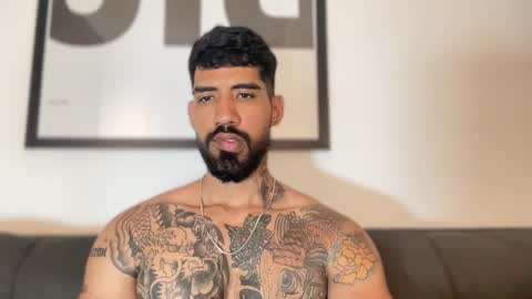 Snapshot of myke_esthetic chatting on 12.10.24 Myke esthetic online show from 12.10.24