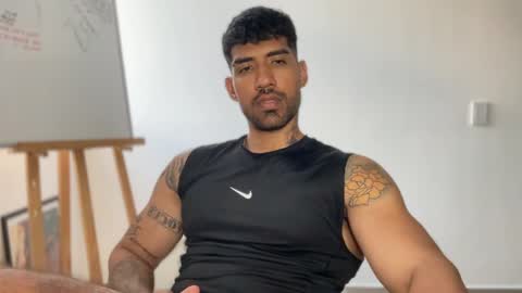 Snapshot of myke_esthetic chatting on 02.02.25 Myke esthetic online show from 02.02.25