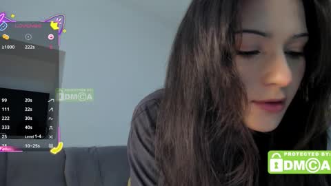 Snapshot of mymelisa chatting on 09.20.25 hey its Mel online show from 09.20.25