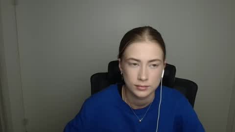 Emelie online show from 09.20.25