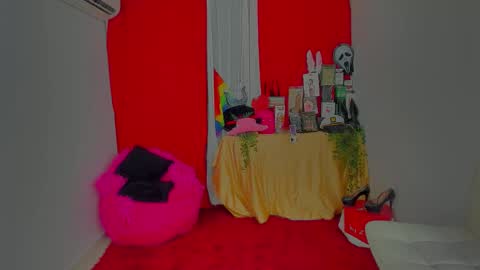 Snapshot of mysweetdanny chatting on 11.03.25   IG belladanielab online show from 11.03.25