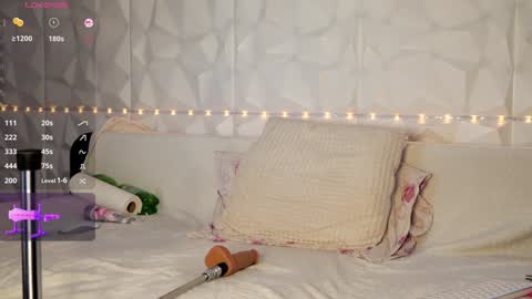 Snapshot of naathasa_ chatting on 01.10.25 Naathasa   online show from 01.10.25