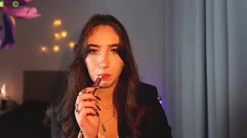 Snapshot of nabi_kiotaa chatting on 10.13.25 Nabi online show from 10.13.25