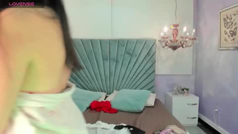 Snapshot of nahomi_wild chatting on 12.10.24 Nahomi online show from 12.10.24