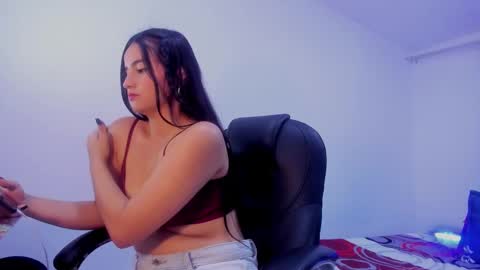 Naomi Doll online show from 09.24.25