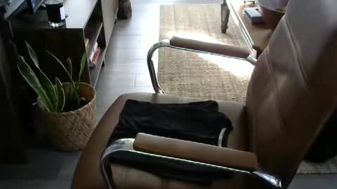 Snapshot of nareth338 chatting on 02.11.25 nareth338 online show from 02.11.25