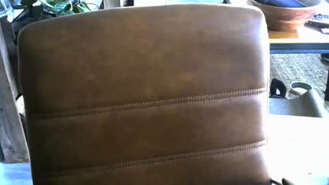 Snapshot of nareth338 chatting on 10.28.25 nareth338 online show from 10.28.25