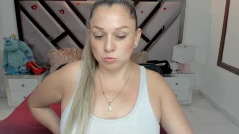natalia5560 online show from 10.16.25