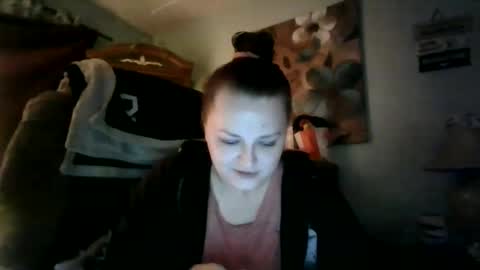 Snapshot of nataliedays chatting on 02.05.25 Natalie  online show from 02.05.25