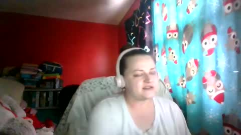 Snapshot of nataliedays chatting on 02.14.25 Natalie  online show from 02.14.25
