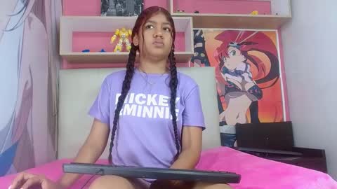 Snapshot of natalieevansx chatting on 12.18.24 natalieevansx online show from 12.18.24