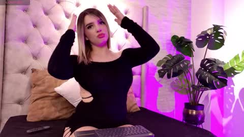nataly_lblanck online show from 10.18.25