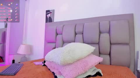 Snapshot of natashaaevannss chatting on 03.01.25 NATASHA online show from 03.01.25