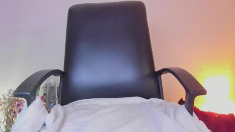 Snapshot of nathalia_evans chatting on 12.10.24 Nataly independent model dont forget to leave your like that will help me grow as a model online show from 12.10.24