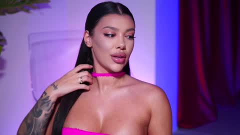 Snapshot of natydesiree chatting on 12.23.24 Naty online show from 12.23.24