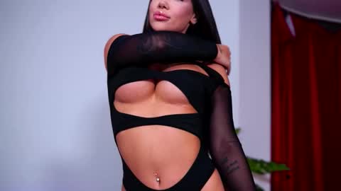 Snapshot of natydesiree chatting on 09.23.25 Naty online show from 09.23.25