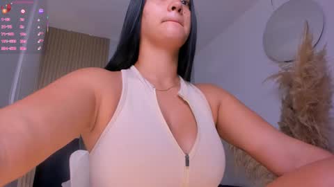 Naty Ferrer online show from 09.30.25