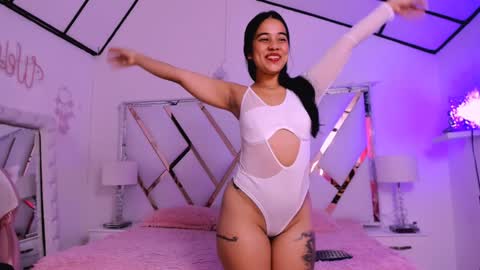 Snapshot of naughty__sara chatting on 01.16.25 SARA online show from 01.16.25