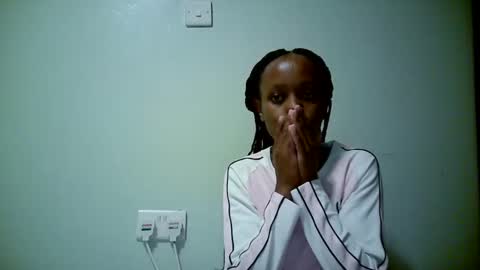 Snapshot of naughty_kesh chatting on 09.26.25 kesh online show from 09.26.25