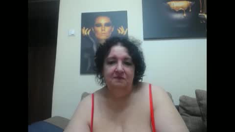 Snapshot of naughtykorin chatting on 10.25.25 korin online show from 10.25.25