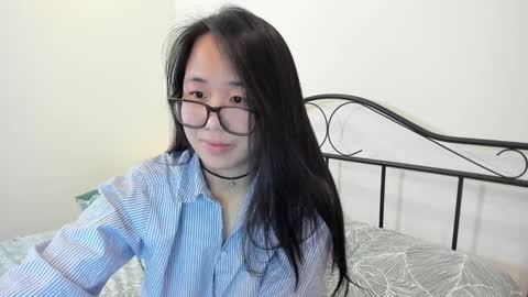 Snapshot of naughtynerdygirl chatting on 01.22.25 Gigi Chu online show from 01.22.25